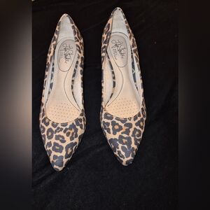 Life Stride Leopard Print Heels